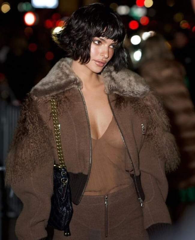 emily-atajkowski-emrata-marc-jacobs-instagram emily-atajkowski-emrata-marc-jacobs-instagram