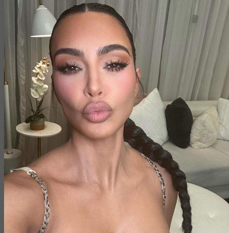 Kim-Kardashian-face-instagram Kim-Kardashian-face-instagram