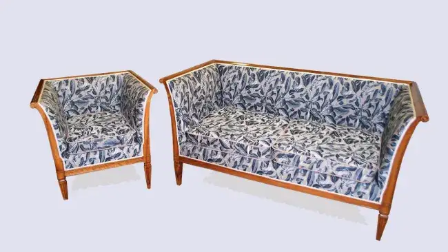 sofa-empir-calounictvi-pragovka