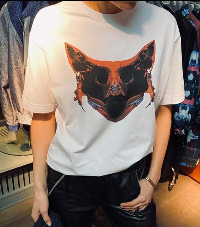 klara-nademlynskaofficial-batcat klara-nademlynskaofficial-batcat