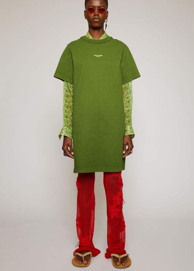 Dokonalý outfit z kolekce Acne Studios na rok 2020 Outfit z nové kolekce Acne Studios
