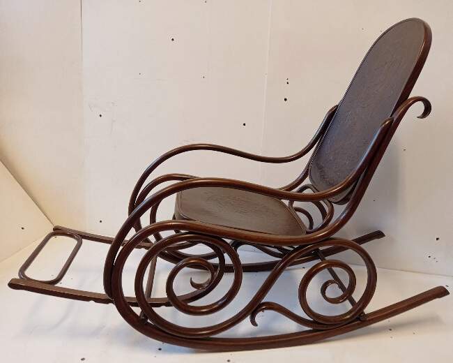 kreslo-thonet-restauratorska-dilna-ricany kreslo-thonet-restauratorska-dilna-ricany