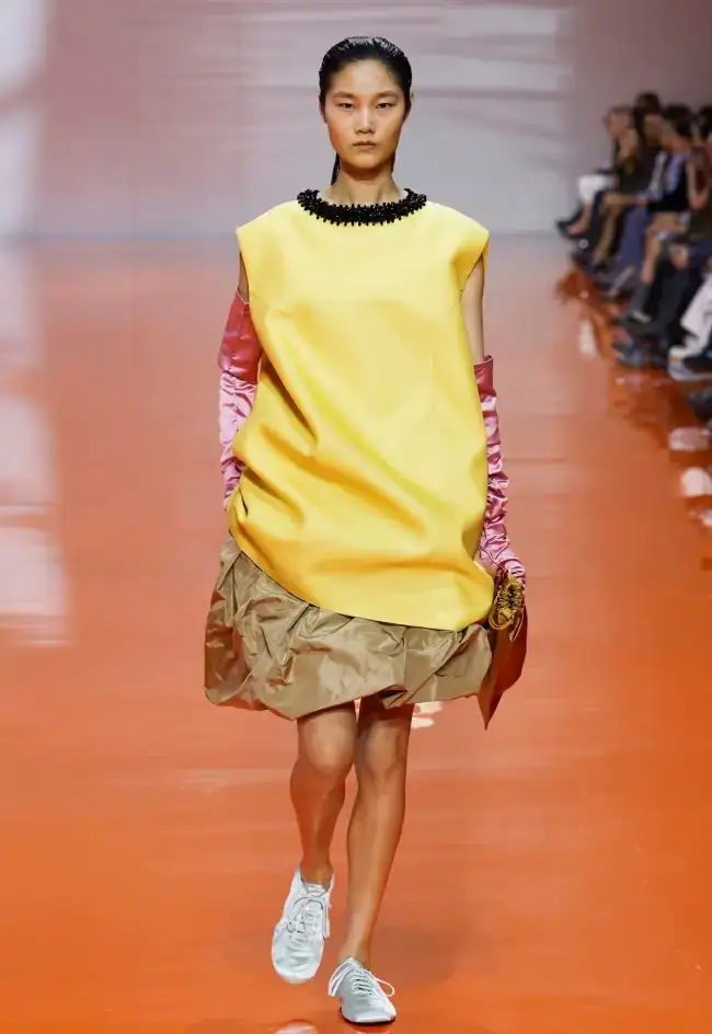 prada-kolekce-ss-2026-look17